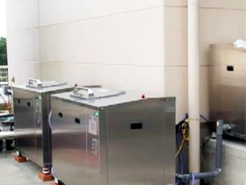 容量が少ないタイプを2台設置することにより、食材を分けて投入して効率よく処理することも可能です。